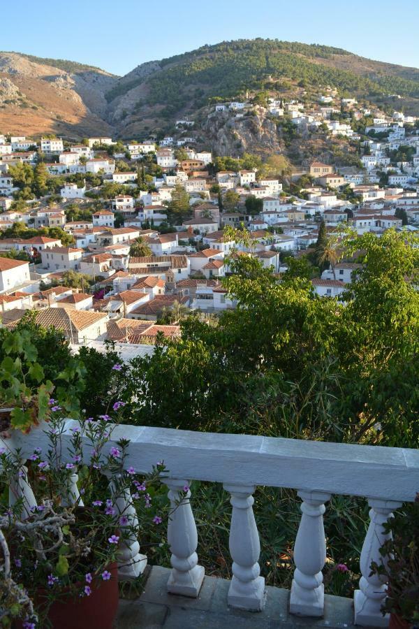 Remvi Apartment Hydra  Bagian luar foto